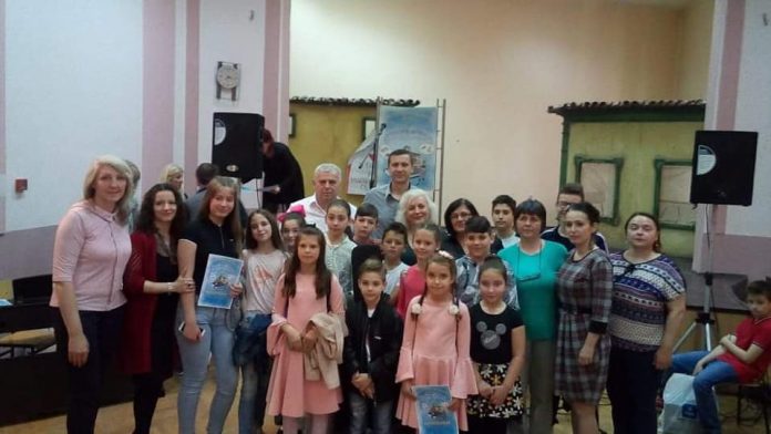 60891285_1232124840294571_2160904402892750848_n tatkovci