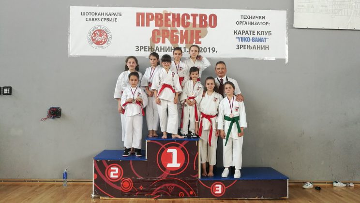 karatisti medalje prokuplje