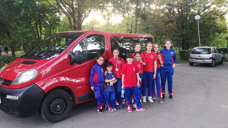 karatisti medalje prokuplje
