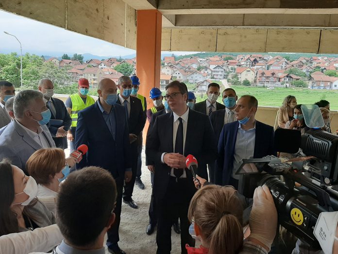 vucic prokuplje poseta