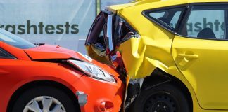 sudar-oštećen-automobil