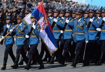 Junaci Gvozdenog puka zaštitnici državnih institucija