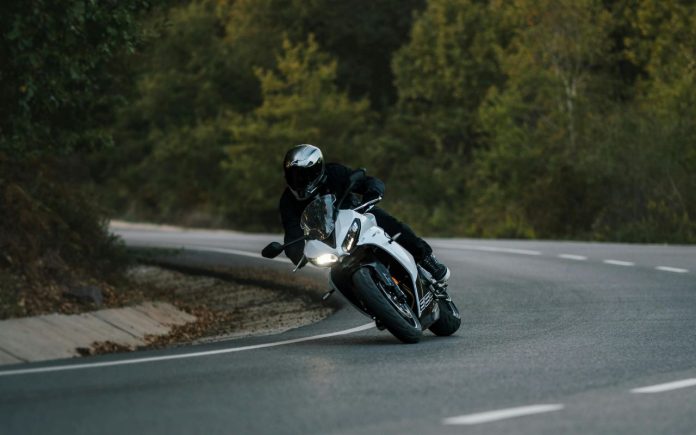 motorista-voznja-put motorista-voznja-put