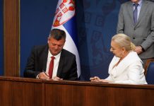 Predsednik opštine Kuršumlija Čarapić potpisao ugovor u ministarstvu građevinarstva, za rekonstrukciju kuršumlijskih ulica