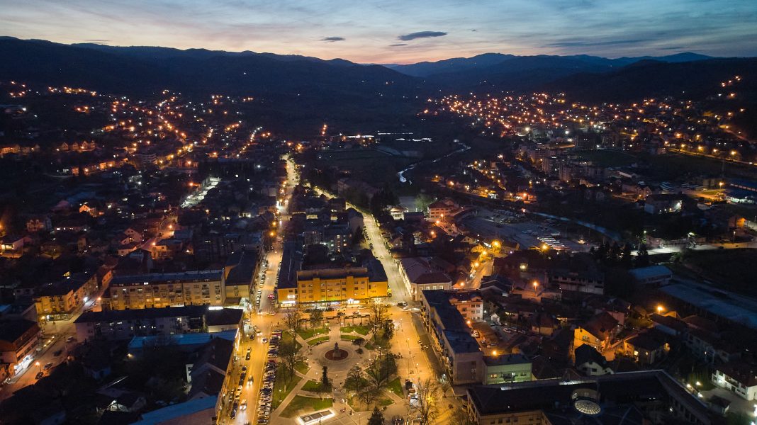 Panorama kursumlija nocu