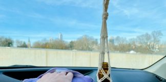 Kako profesionalci čiste unutrašnjost vozila – trikovi iz prve ruke automobil-brisanje-krpa